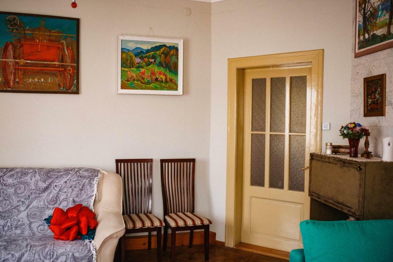 Historical Center Apartman Ungvár Kültér fotó