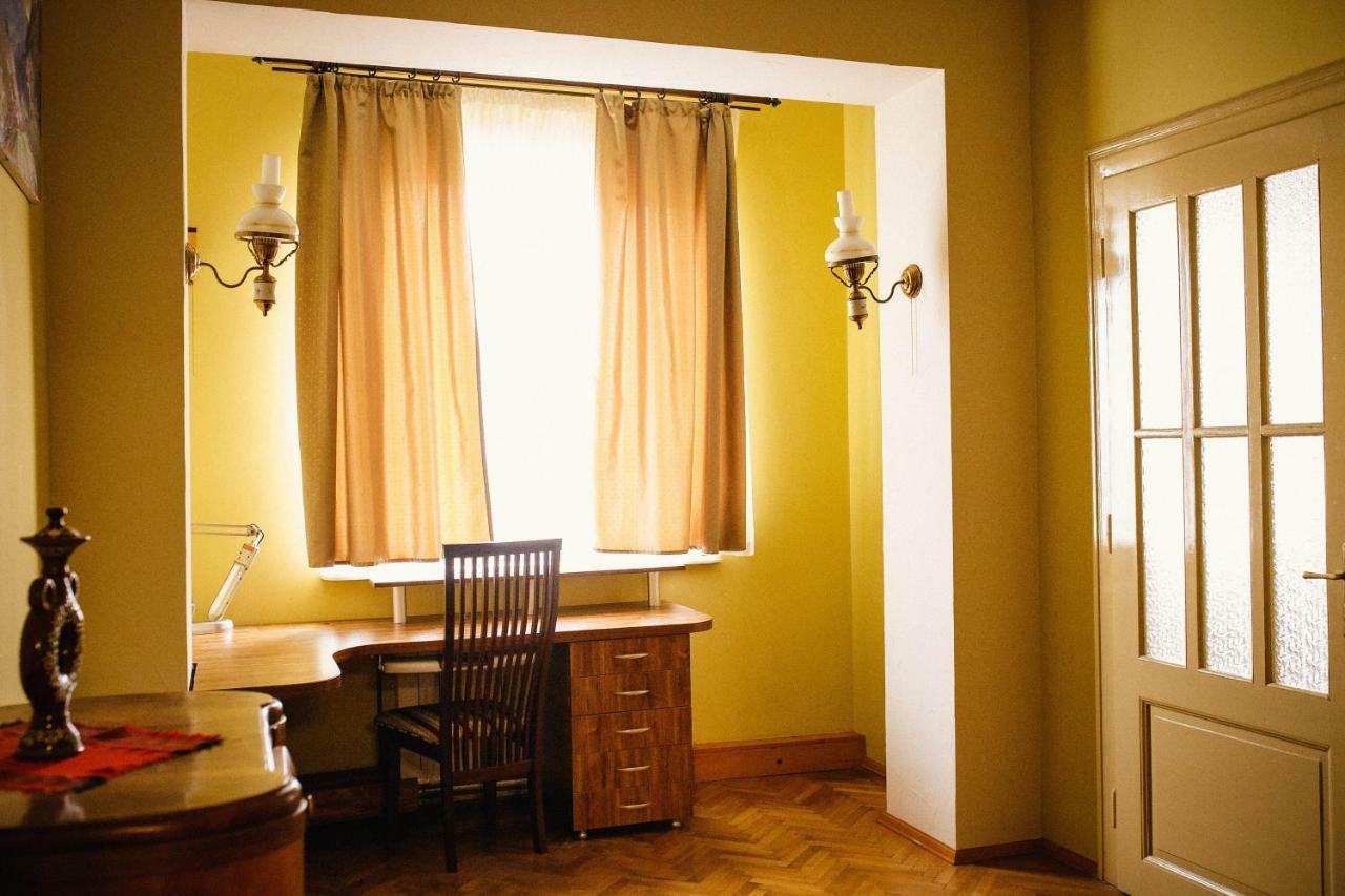 Historical Center Apartman Ungvár Kültér fotó